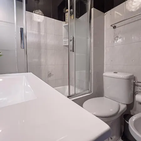 Family-friendly And Cozy 3-bedroom In 公寓
