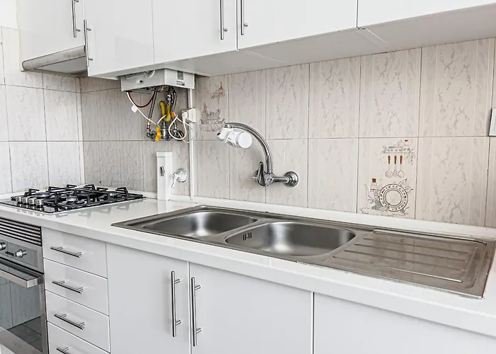 Staysanto In Alfornelos Lisboa