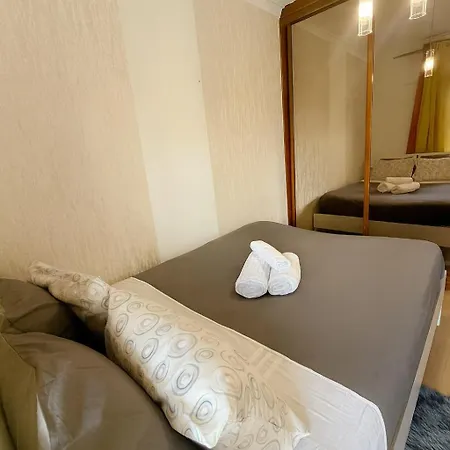 Apartment Staysanto In Alfornelos Lissabon