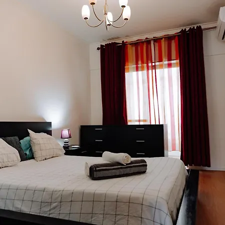 Family-friendly And Cozy 3-bedroom In Appartamento *