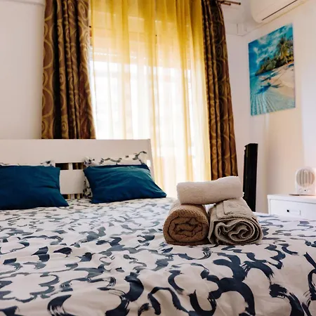 Family-friendly And Cozy 3-bedroom In Appartamento