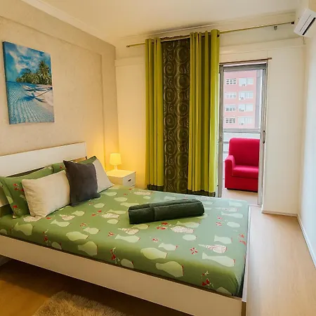 Staysanto In Alfornelos Appartement